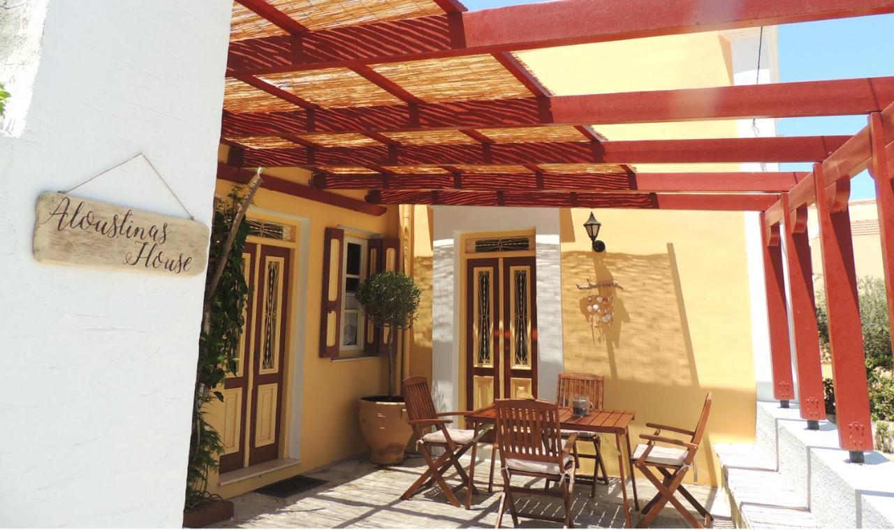 Aloustina'S House Vila Simi Exterior foto